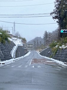 37号線、贄川信号から小鹿野方面