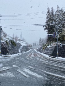 37号線、贄川信号から小鹿野方面